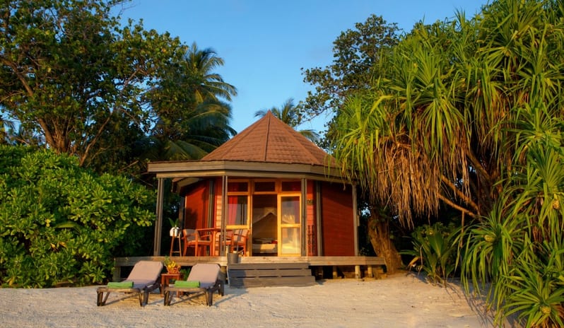 Komandoo Island Resort & Spa-Beach Villa exterior_1016